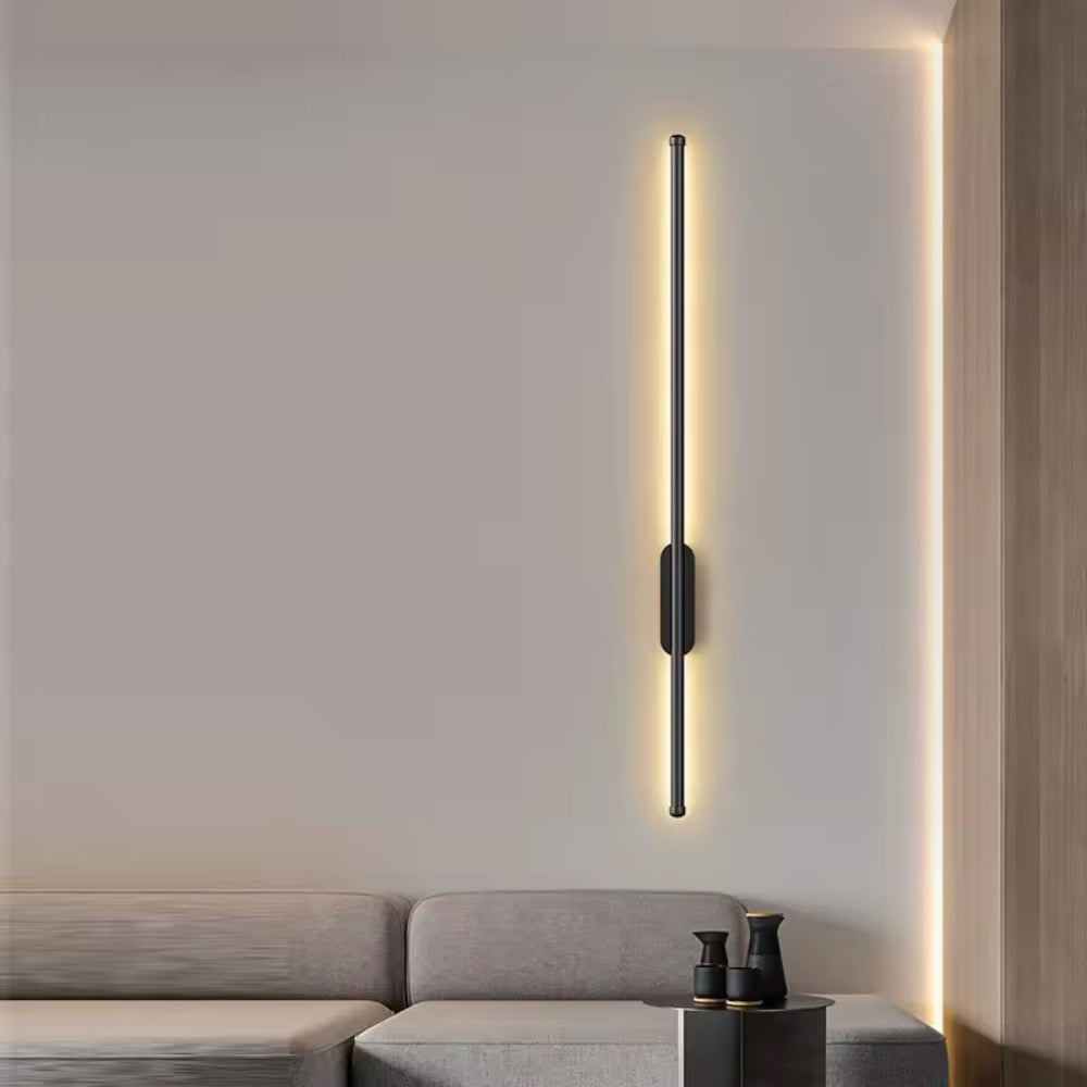 Verstellbare LED-Wandleuchte im skandinavischen Stil