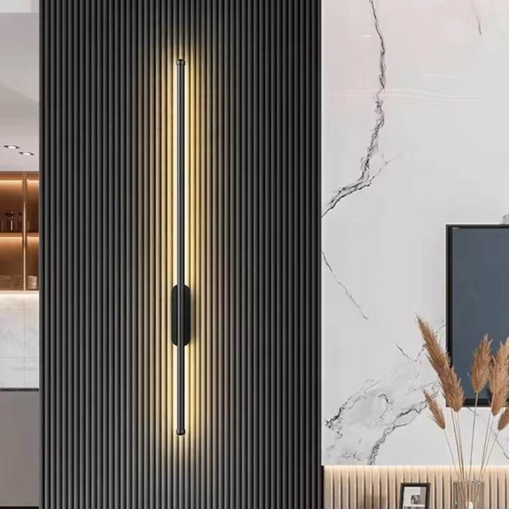 Verstellbare LED-Wandleuchte im skandinavischen Stil